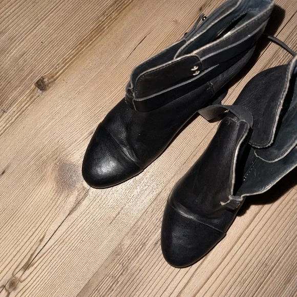 rag & bone Black Heeled Boots - Picture 2 of 4